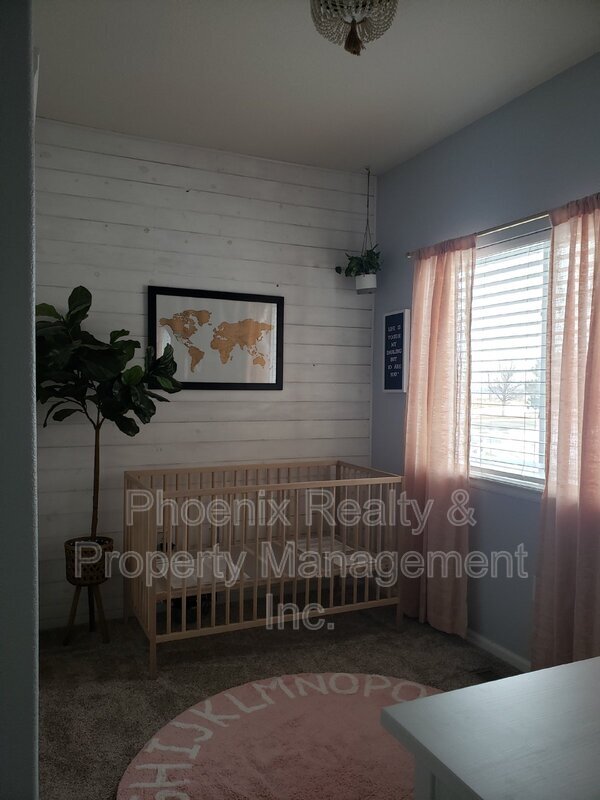 Foto del edificio - 10327 Baily St
