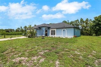 Building Photo - 765 Aprile Ave S