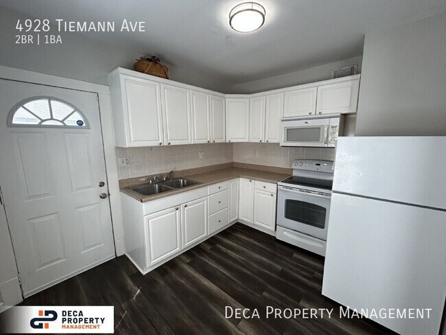 Building Photo - 4928 Tiemann Ave