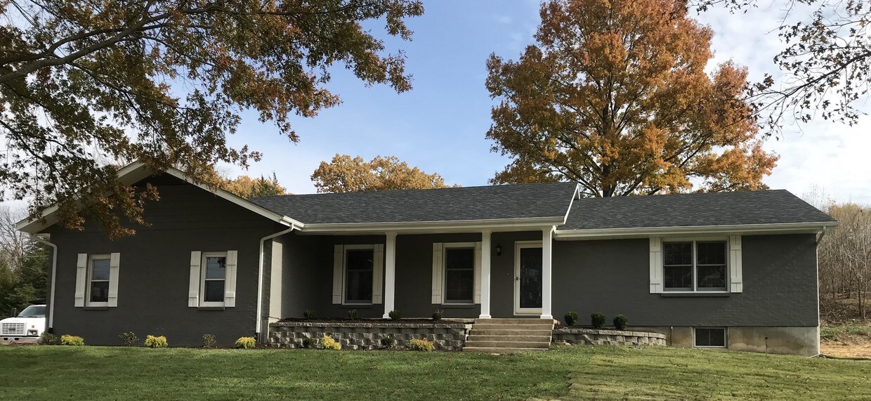 Foto principal - 7700 S High Point Ln