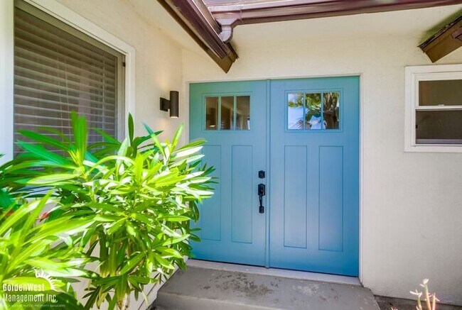 Building Photo - Spacious 4Bdm 2.5Ba Clairemont Mesa Home with Private Spa!