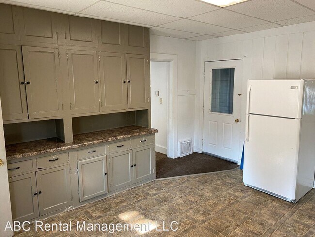 Foto del edificio - 4 br, 2 bath House - 719 S 3rd Ave