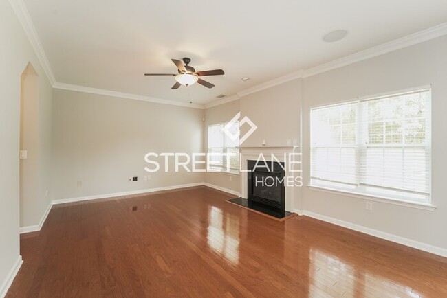 Foto del edificio - Spacious 4 bedroom home in Charlotte!