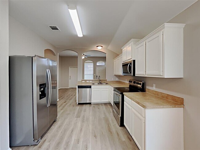 Foto del edificio - 5712 Parkview Hills Ln
