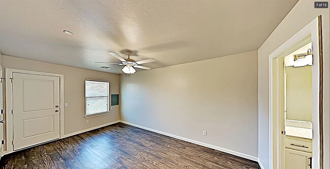 Foto del edificio - 405 Summit Ridge Dr