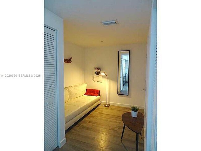 Foto del edificio - 4250 Biscayne Blvd