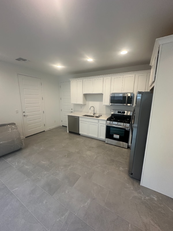 Foto del edificio - 9835 W Cheery Lynn Rd