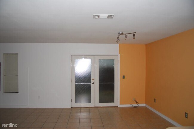Foto del edificio - 3 br, 2.5 bath House - 12200 Ollie Rd