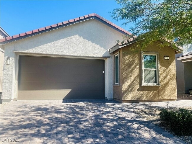 Foto del edificio - 930 Bayberry Ridge St