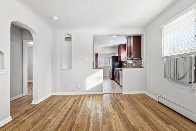 Foto del edificio - 4310 S Sherman St