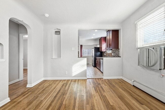 Photo - 4310 S Sherman St House