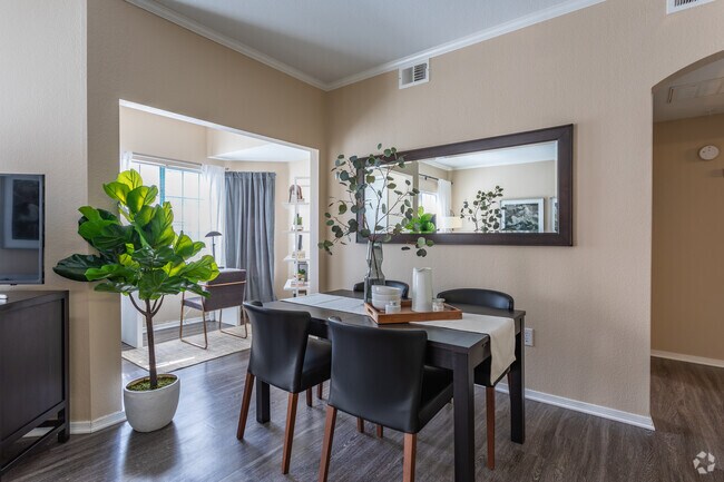 1BR, 1BA - A1 West - IMT Cherry Creek