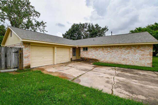 Foto del edificio - 7310 Towerview Ln