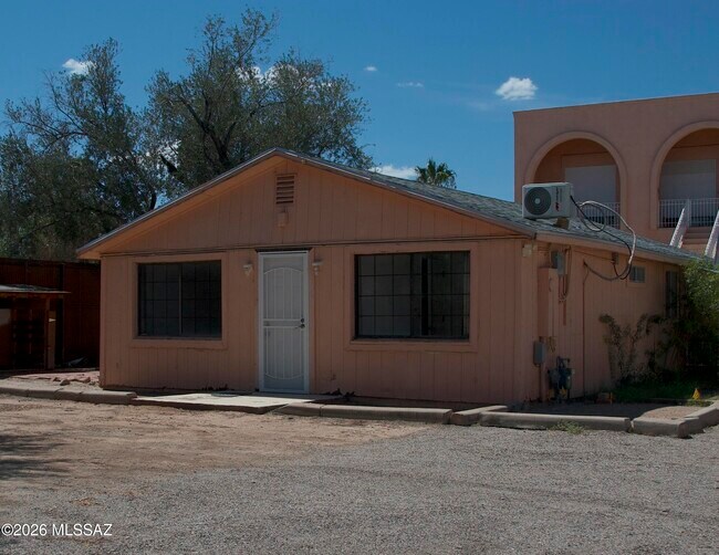Foto del edificio - 2825 N Alvernon Way