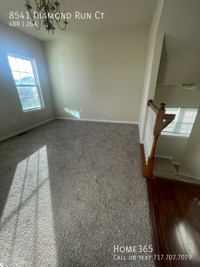 Foto del edificio - Simply Amazing like pet friendly 4 bedroom...