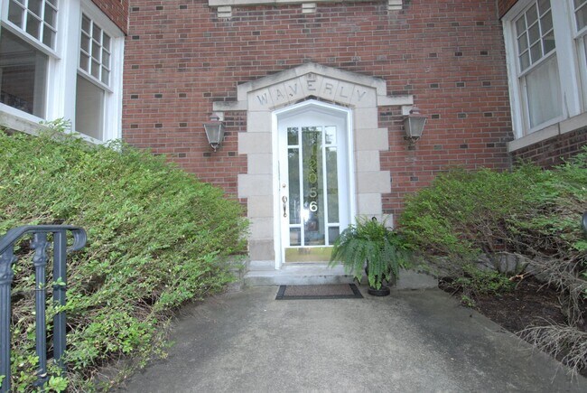 Building Photo - Condo on Lafayette Ave in St Louis City