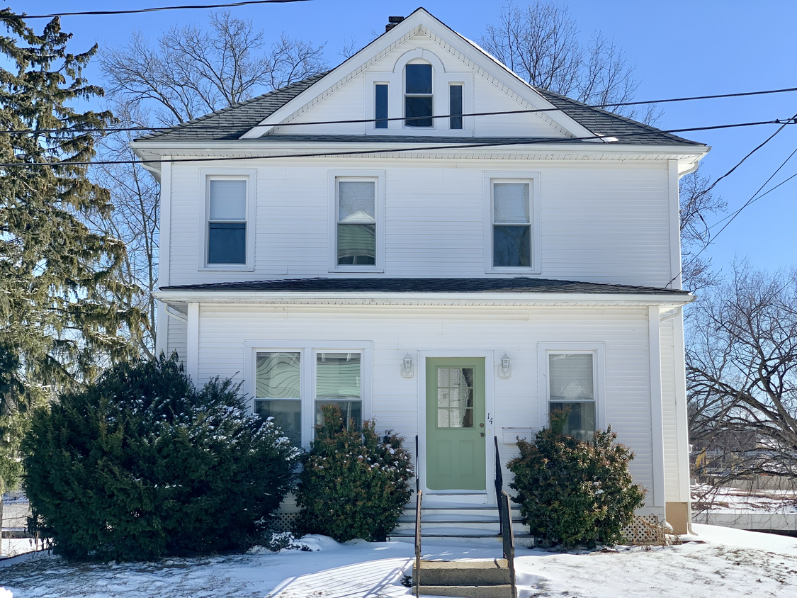 Primary Photo - 14 Ringgold St