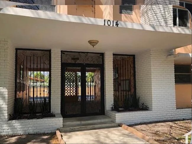 Foto del edificio - 1014 Salzedo St