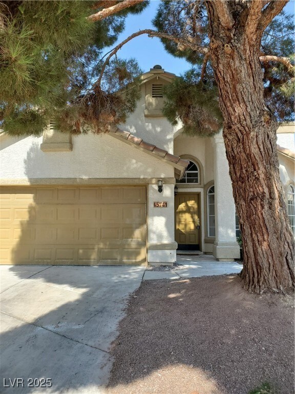 Building Photo - 5741 Heatherwood St