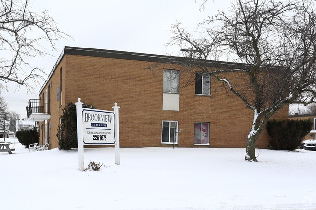 Building Photo - Brookview Commons Apartments