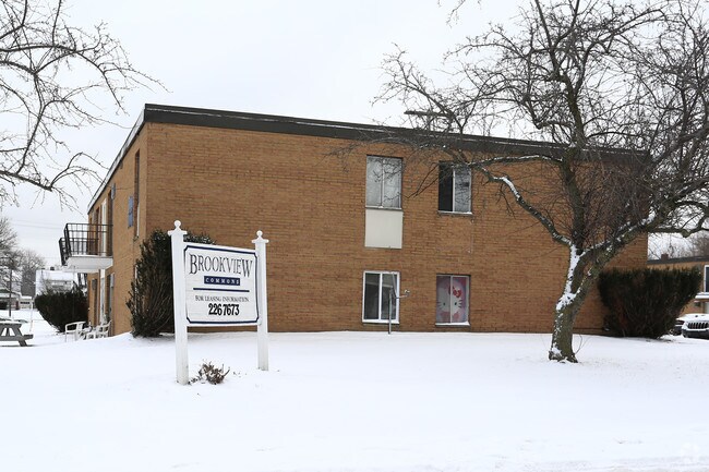 Foto del edificio - Brookview Commons Apartments