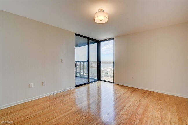 Building Photo - 1 br, 1 bath Condo - 200 Wagner Pl Apt 607