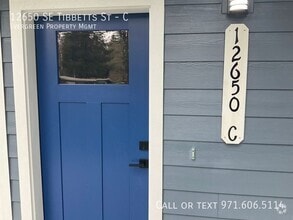 Building Photo - 12650 SE Tibbetts St