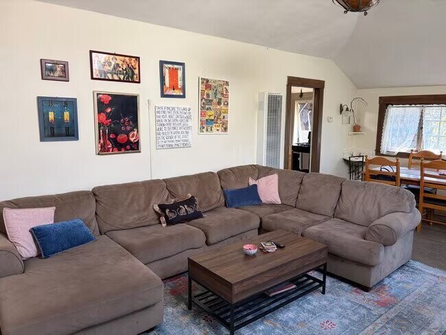 Foto del edificio - 2615 Parker St