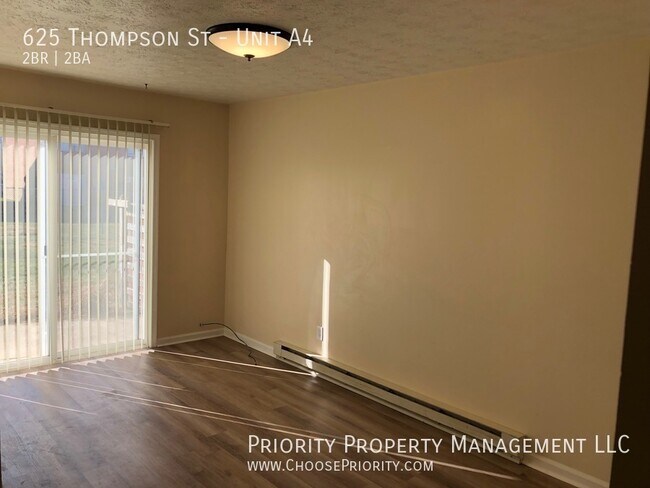 Foto del edificio - 625 Thompson St