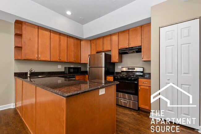 Building Photo - 4010 S Calumet Ave