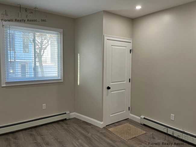 Building Photo - 97 Cottage St