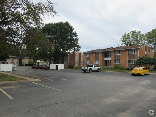 Bruce Drive Estates - Bruce Court