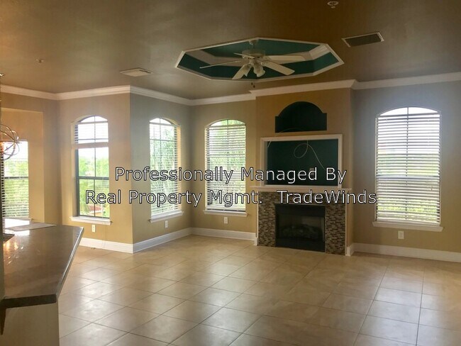 Foto del edificio - 2741 Via Cipriani