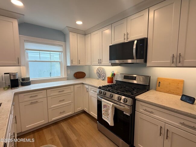 Foto del edificio - 408 13th Ave