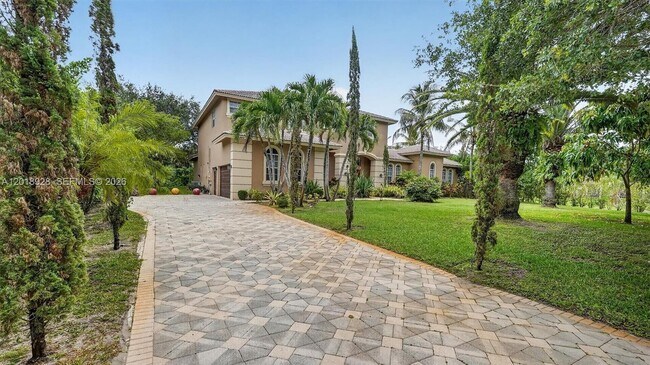 Foto del edificio - 5960 NW 79th Way
