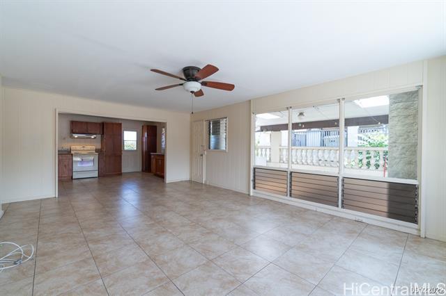Building Photo - 99-063 Moanalua Rd