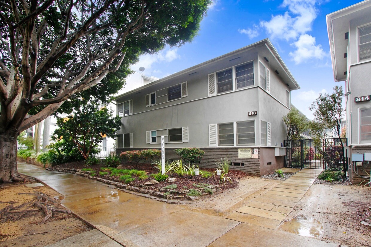 Building Photo - 814-818 2nd Street