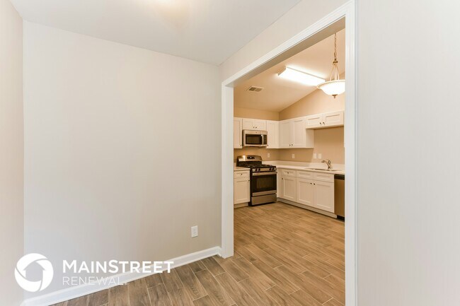 Foto del edificio - 738 Stonebridge Way