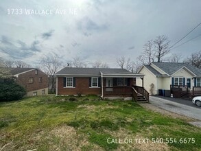 Building Photo - 1733 Wallace Ave NE