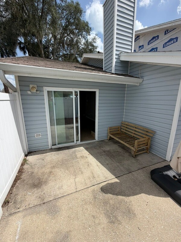 Foto del edificio - 111 Hidden Arbor Ct