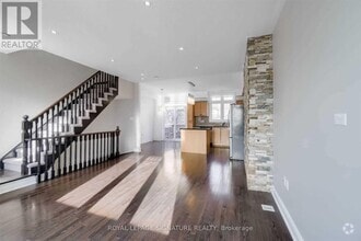Building Photo - 16 Clockwork Ln