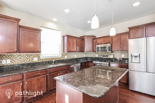 Building Photo - 6573 S Irvington Way