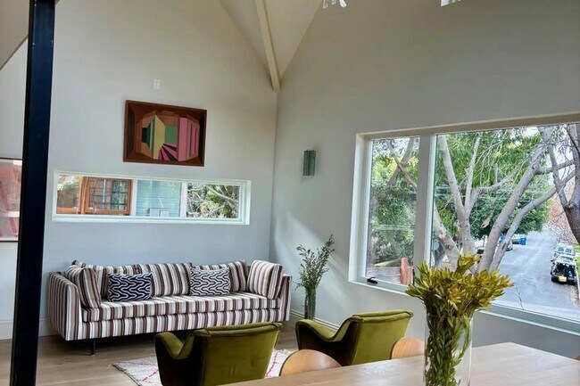 Foto del edificio - Stunning modern classic home. Gustavo Lopez AMSI