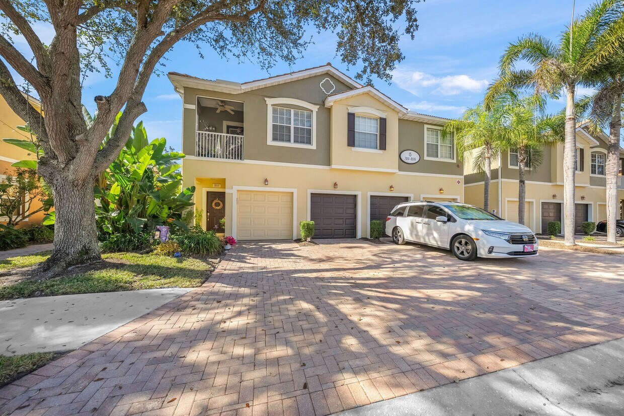 Photo - 8015 Limestone Ln (Sarasota, FL)