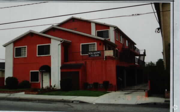 Building Photo - Casa Siena Apartments