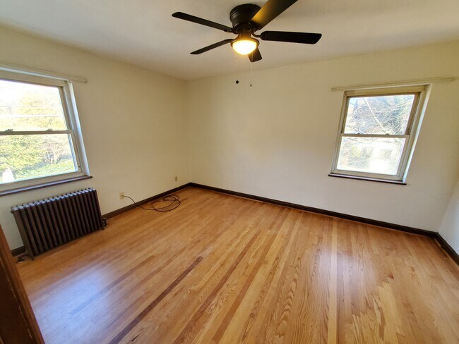 Fotografía del edificio - 3358 boudinot ave