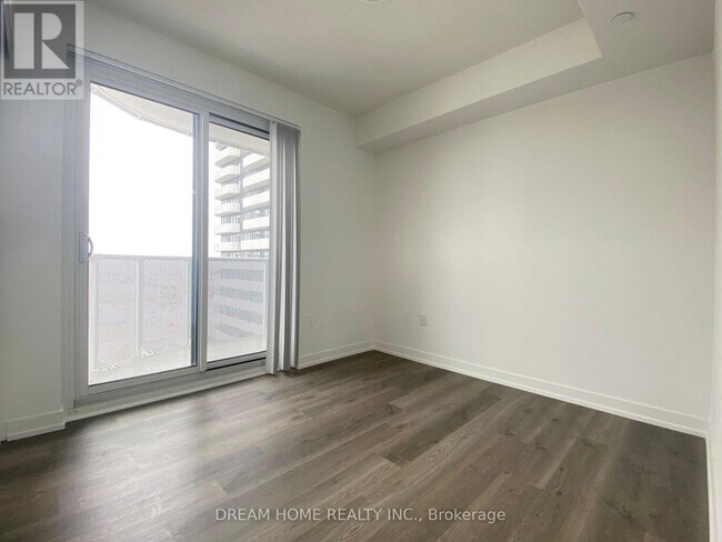 Building Photo - 195 Commerce St