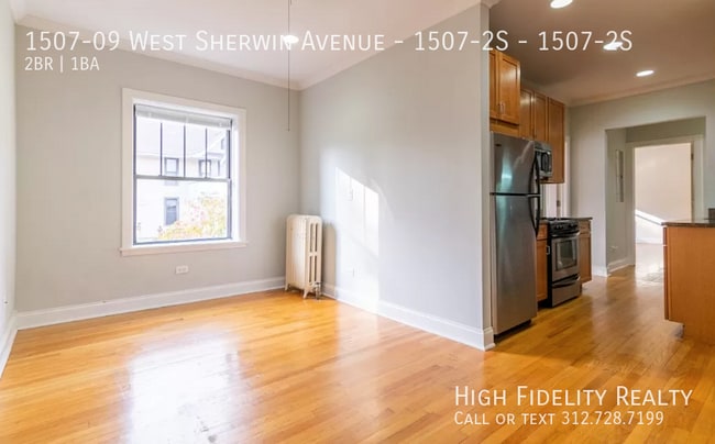 Building Photo - 1507 W Sherwin Ave