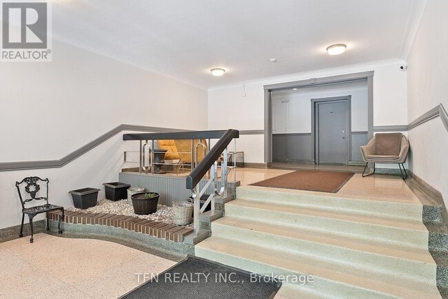 Building Photo - 24-324 Shallmar Blvd