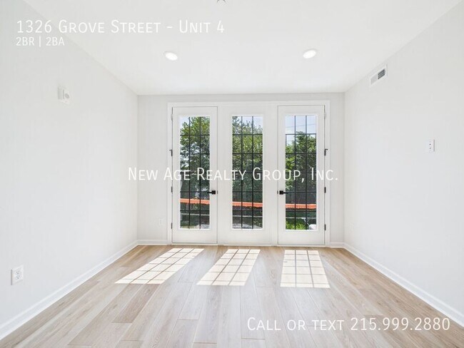 Foto del edificio - 1326 Grove St